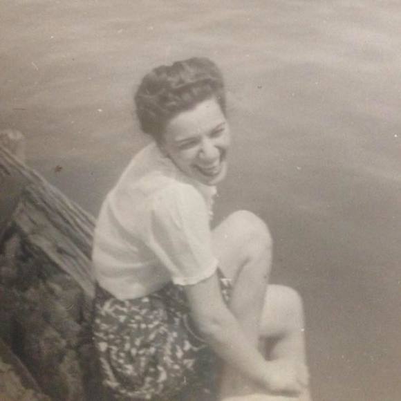 Meet your Posher, Ashley - Picture 1 of 1